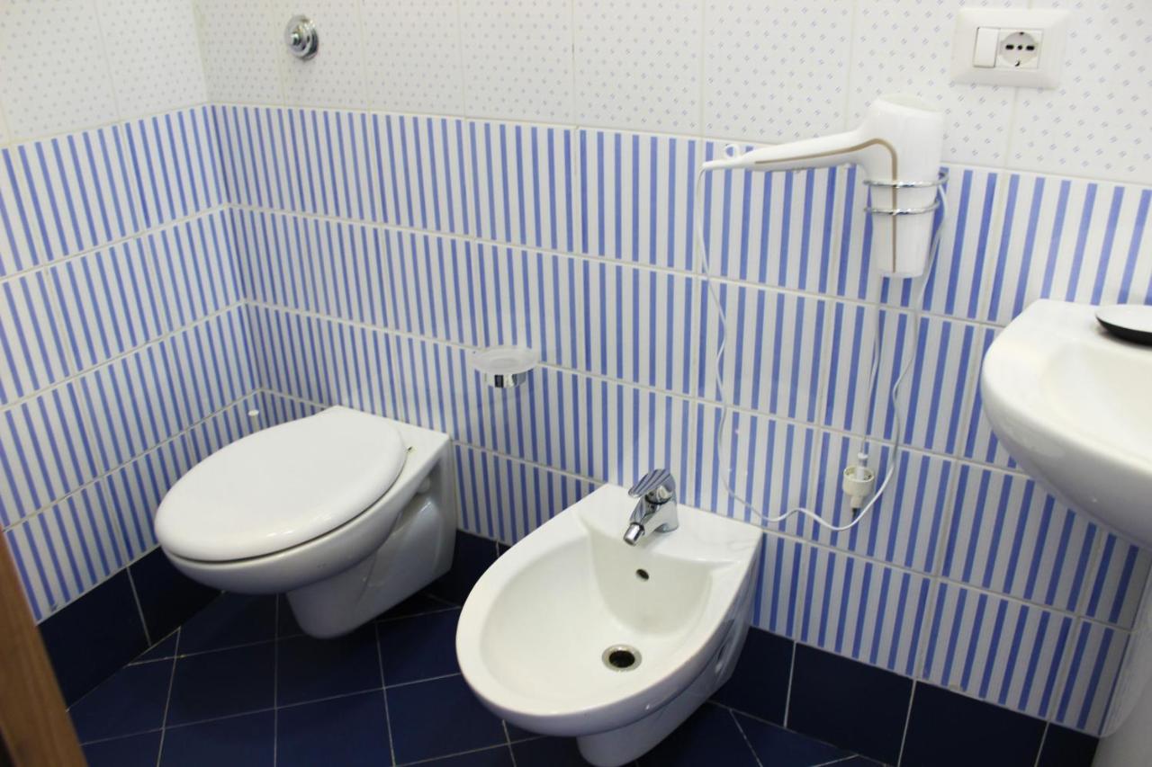 Little Suite Napoli Εξωτερικό φωτογραφία